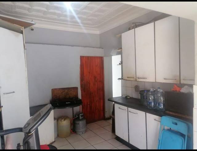 4 BEDROOM HOUSE FOR SALE IN ROSETTENVILLE